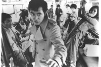 「狂った野獣」 (c)東映