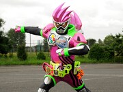 「仮面ライダーエグゼイド」 (c)2016 石森プロ・テレビ朝日・ADK・東映