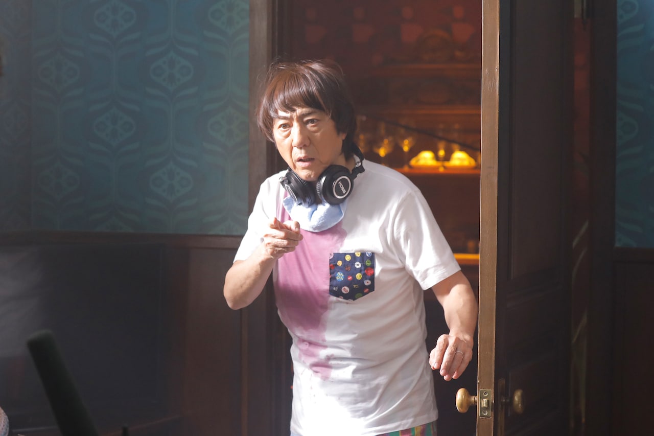 「泥棒役者」現場レポ、監督が丸山隆平を「気遣いの人でムードメーカー」と称賛