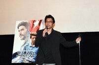 「エルネスト」記者会見の様子。