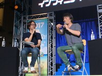 左から鈴木清崇、関智一。