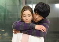 映画「アヤメくんののんびり肉食日誌」より。