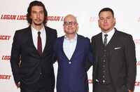 左からアダム・ドライバー、スティーヴン・ソダーバーグ、チャニング・テイタム。