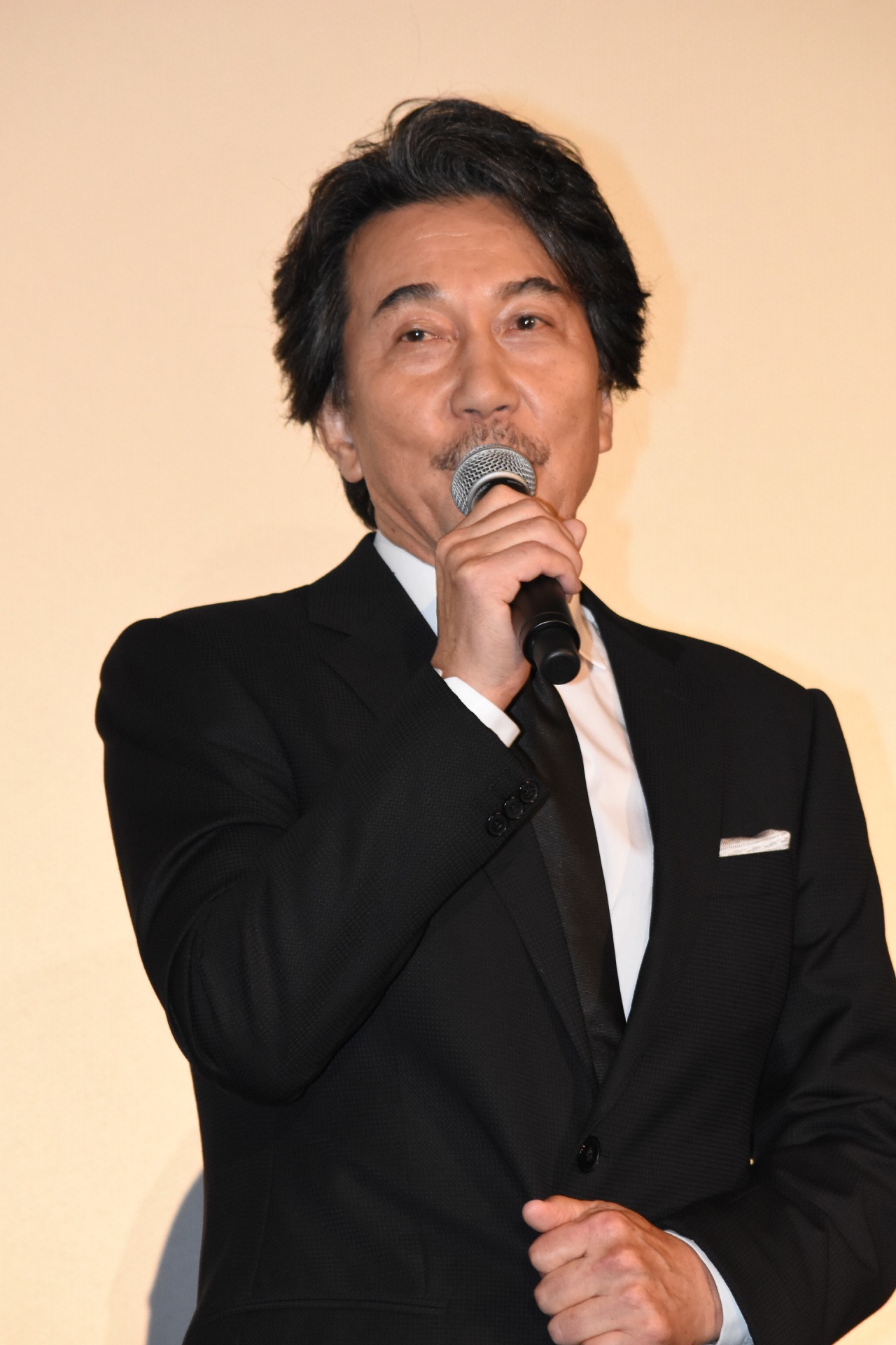 役所広司