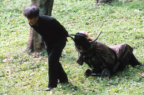 「カリスマ」 (c)1999日活/キングレコード/東京テアトル