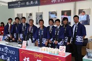 左から岩永ジョーイ、宮下裕治、徳重聡、舘ひろし、神田正輝、神田穣、増本尚、池田努、金児憲史。