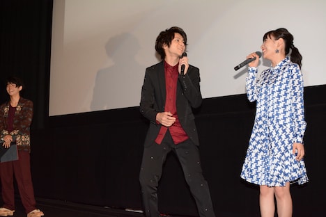 「二度めの夏、二度と会えない君」初日舞台挨拶の様子。