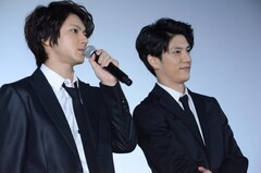 闇金ドッグス7 初日 青木玄徳と山田裕貴が スウィーティー の応酬 写真16枚 映画ナタリー 闇金ドッグス7 初日 青木玄徳と山田裕貴が スウィーティー の応酬 写真16枚 映画ナタリー