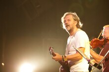 エミール・クストリッツァ＆ノー・スモーキング・オーケストラの来日公演の様子。