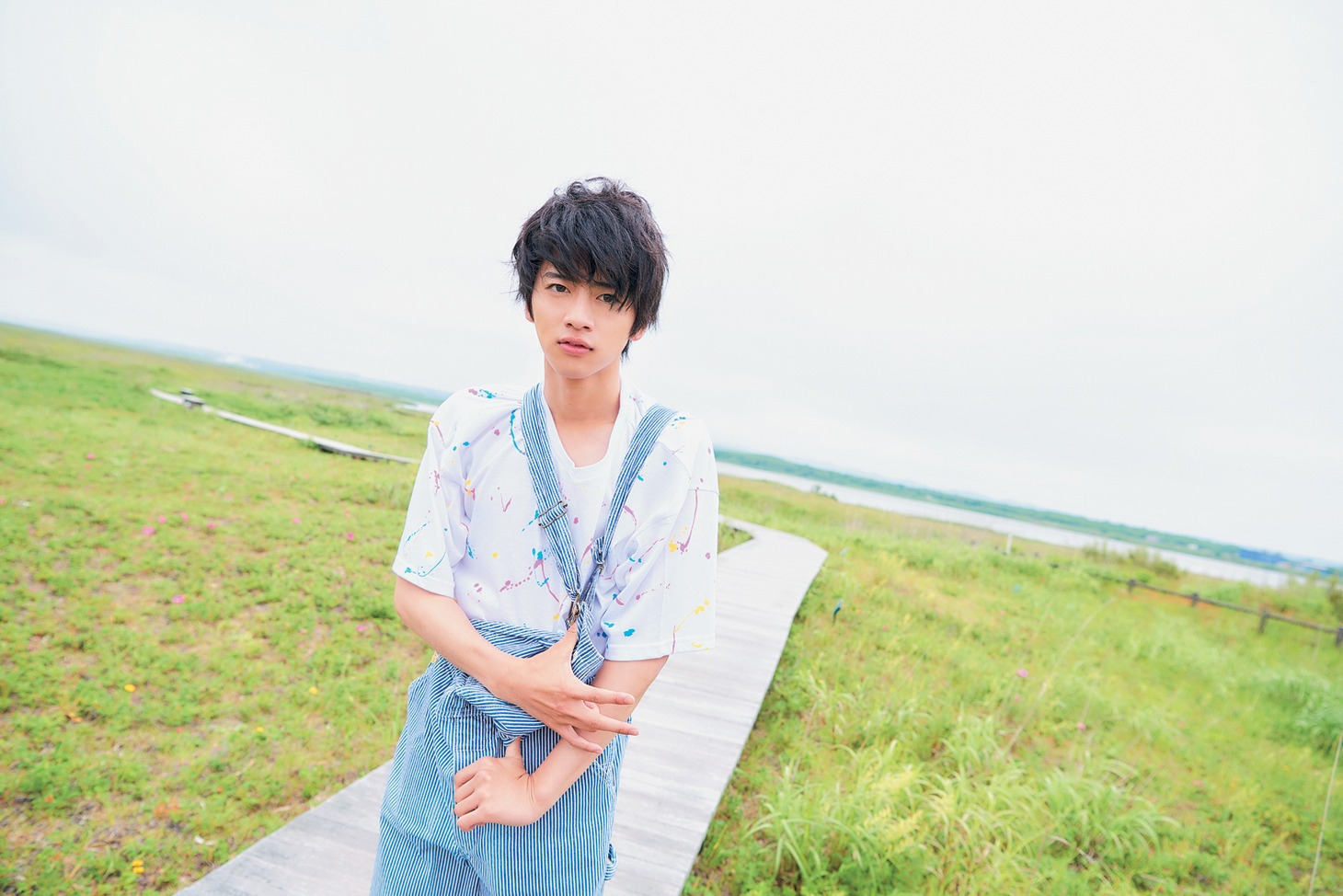 「飯島寛騎ファースト写真集 Hiroki」中面