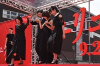 左から清野菜名、熊澤尚人、佐津川愛美、清原果耶。