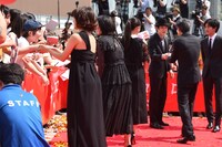 「ユリゴコロ」レッドカーペットイベントの様子。