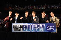 「HiGH&LOW THE MOVIE 2 / END OF SKY」大ヒット御礼舞台挨拶の様子。