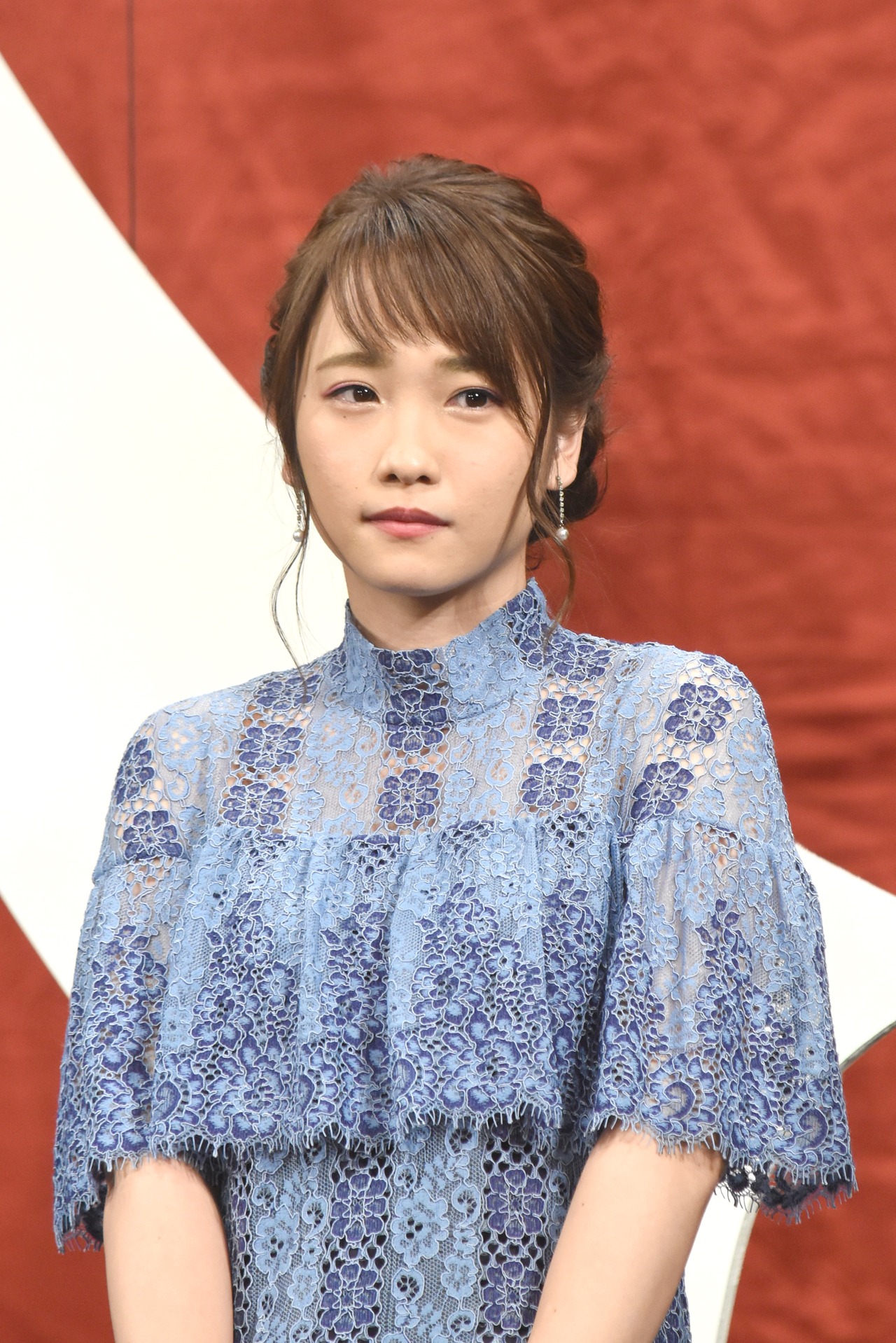 川栄李奈