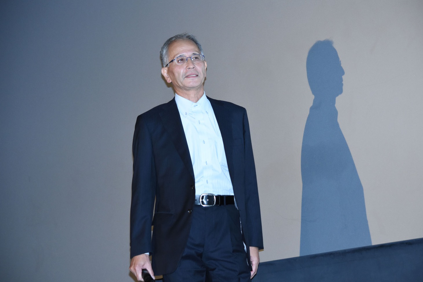 石田秀雄氏