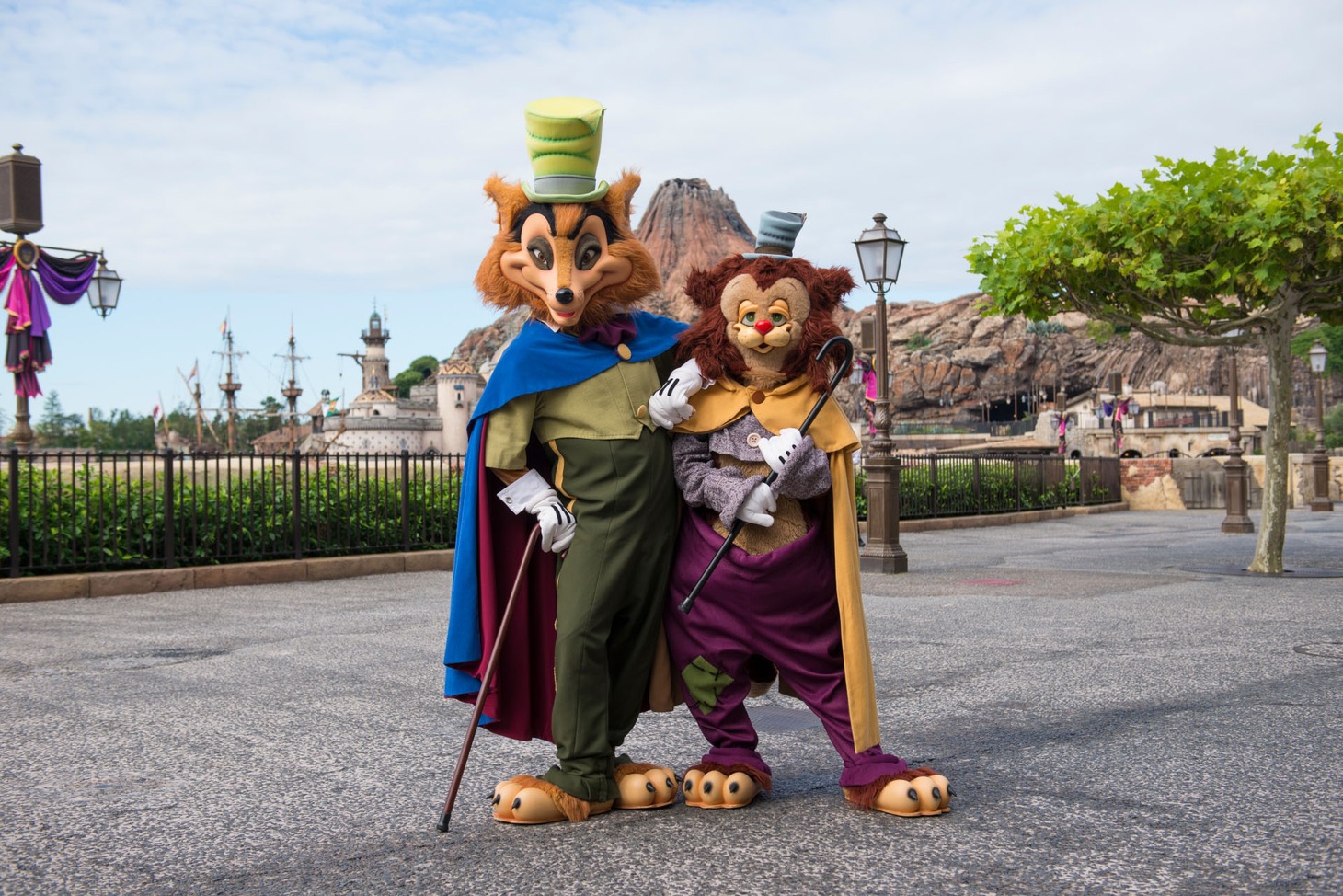 東京ディズニーシーの「ヴィランズ・ハロウィーン・パーティー」（2016年の様子）。