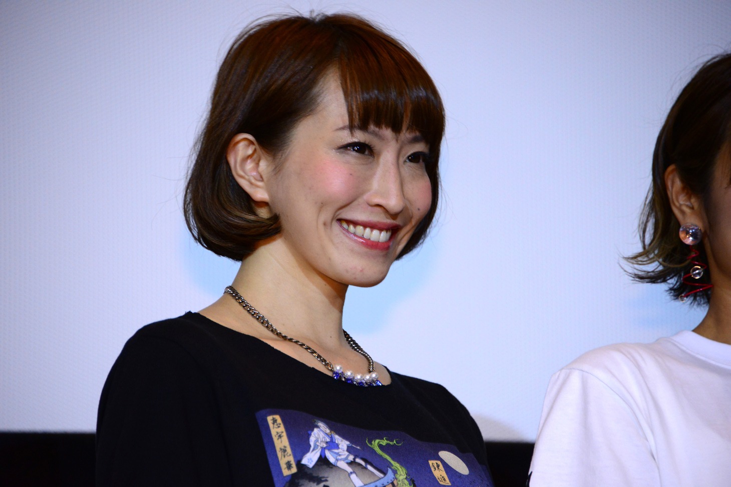 名塚佳織
