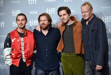 左からシャイア・ラブーフ、ヤヌス・メッツ、スペリル・グドナソン、ステラン・スカルスガルド。（写真提供：CHRISTINE CHEW / UPI / Newscom / ゼータ イメージ）