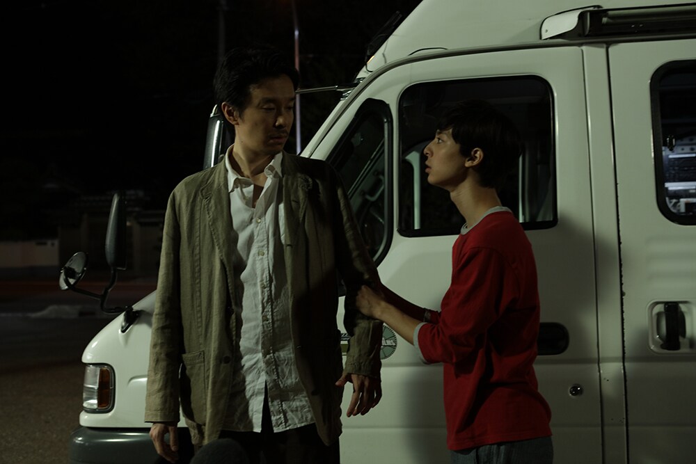 長谷川博己と高杉真宙収めた「散歩する侵略者」新カット3枚公開