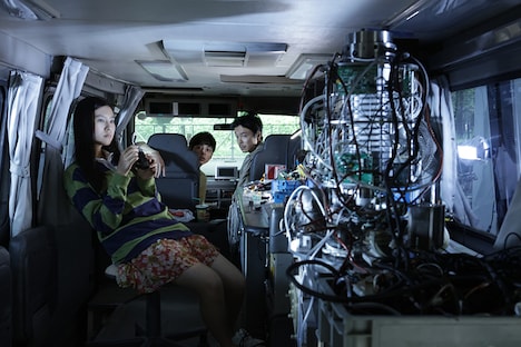 「散歩する侵略者」新場面写真