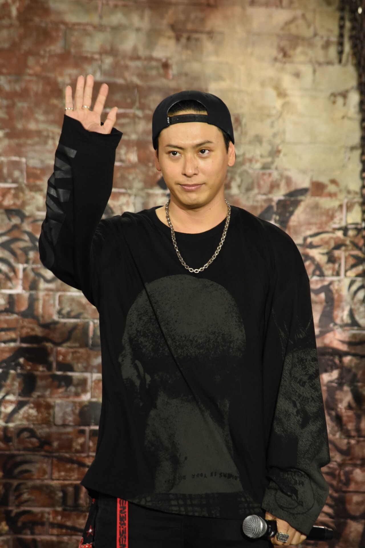 HiGH&LOW」岩田剛典、たてぶえきょうだいに勧誘され「お断りします
