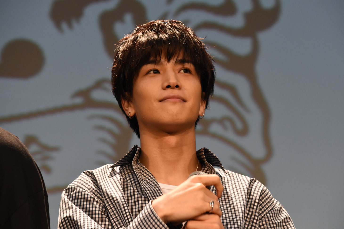 岩田剛典
