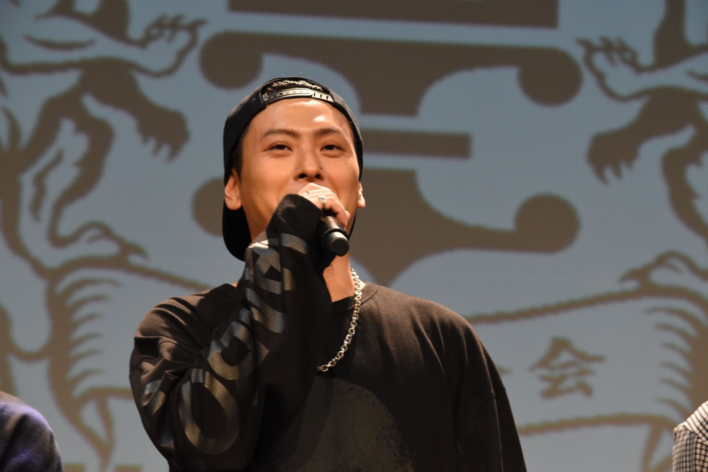 山下健二郎