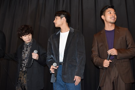 左から矢本悠馬、中村蒼、太賀。