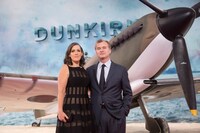 「ダンケルク」ワールドプレミアにて、クリストファー・ノーラン（右）、プロデューサーのエマ・トーマス（左）。