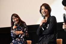 左から松元環季、中村優一。