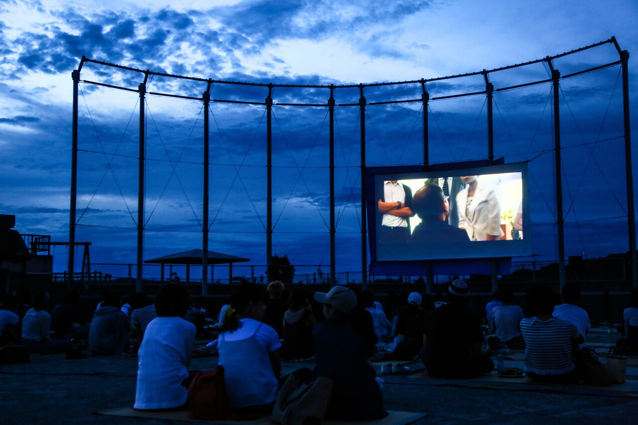 海のそばでウェス・アンダーソン作品など野外上映、Kisssh-Kissssssh映画祭開催