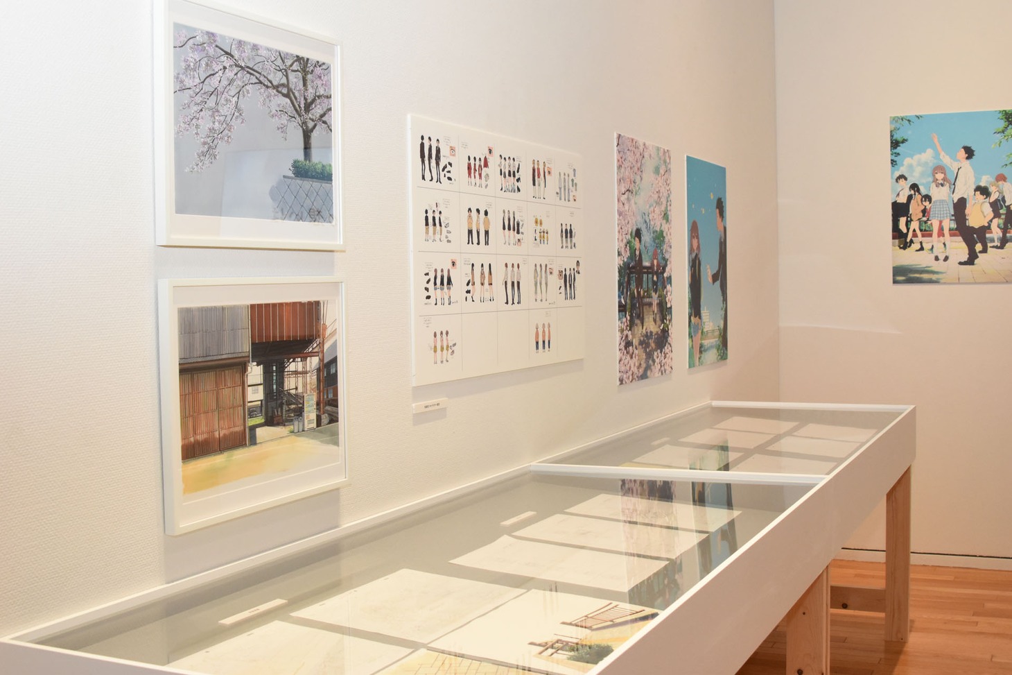 「第20回文化庁メディア芸術祭受賞作品展」より、「映画『聲の形』」展示ブースの様子。