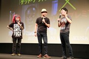 第10回したまちコメディ映画祭in台東「映画秘宝まつり2017 -THE FINAL CHAPTER-」の様子。左から高橋ヨシキ、平山夢明、町山智浩。