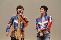 左から岸洋佑、岐洲匠。