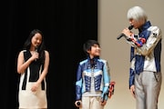 岸洋佑から「親子みたい」と言われた間宮夕貴(左)、田口翔大(中央)、山崎大輝(右)。
