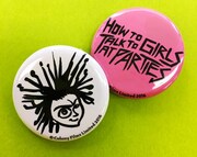 「パーティで女の子に話しかけるには」ムビチケカード特典の缶バッジ。