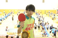 卓球大会に初出場した佐野勇斗。