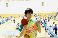 卓球大会に初出場した佐野勇斗。