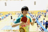 卓球大会に初出場した佐野勇斗。