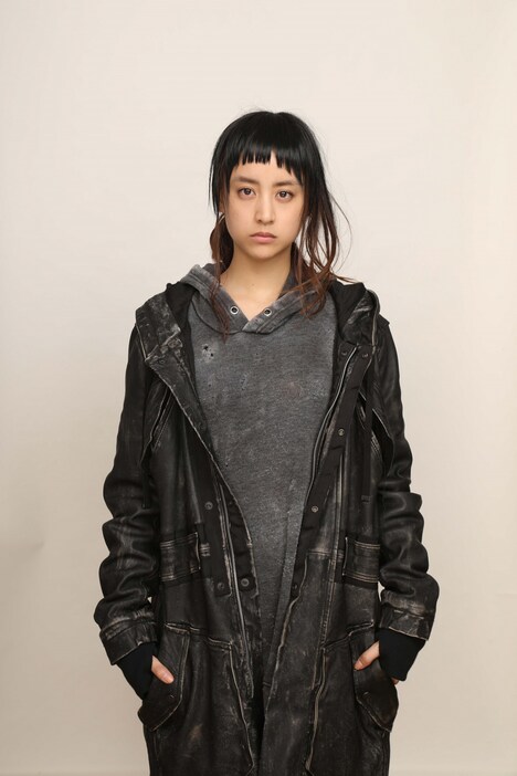 ヒズミこと氷川和美（ひかわかずみ）を演じる山本美月。