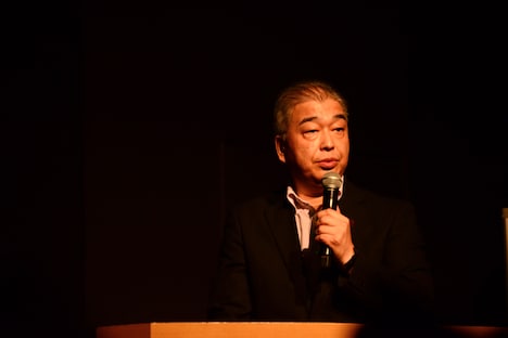 石坂健治