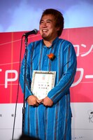 「沈没家族」で審査員特別賞を受賞した加納土。