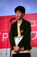 「同じ月は見えない」で審査員特別賞を獲得した杉本大地。