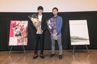 「サイモン＆タダタカシ」完成披露上映会の様子。