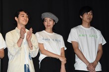 左から小山燿、澁谷麻美、白戸達也。