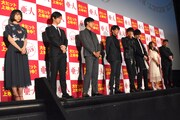 「亜人」初日舞台挨拶の様子。