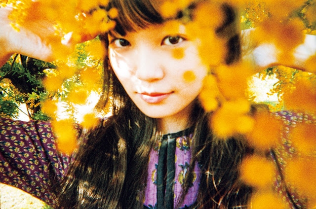 写真集「F.I.L.M.」より佐藤玲。