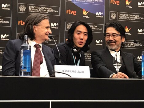 「ライオンは今夜死ぬ」公式記者会見の様子。