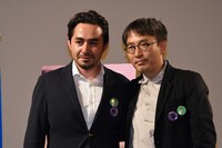 左からシェルワン・ハジ、小野正嗣。