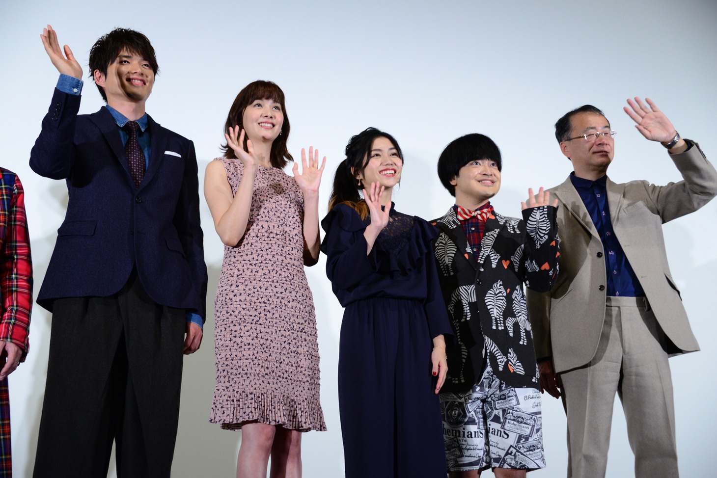 「リンキング・ラブ」完成披露舞台挨拶の様子。